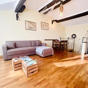 https://maison-du-port-vieux.hotelitalianriviera.com